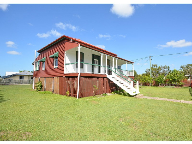 36 Robertson St, Torbanlea QLD 4662