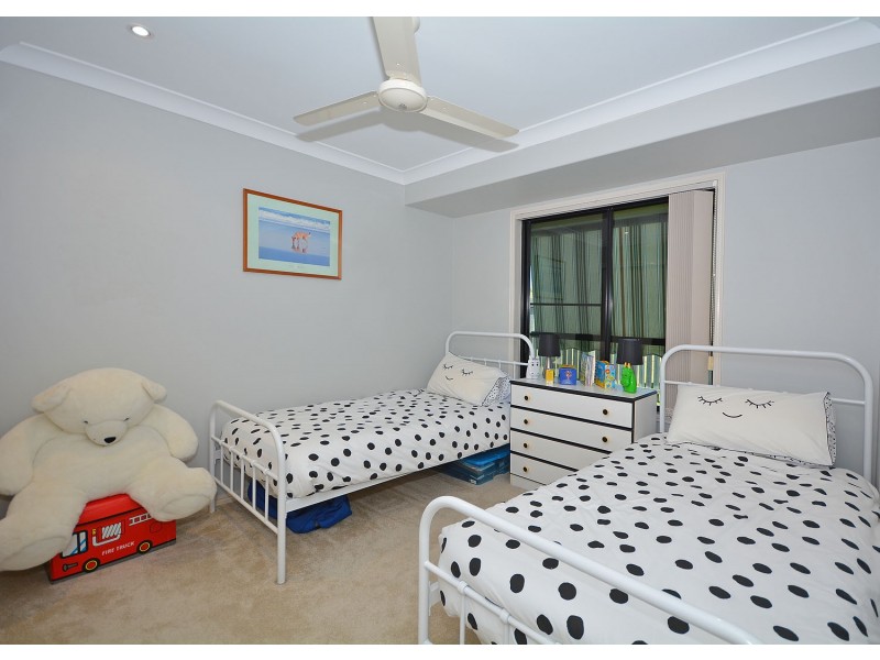 24 Louise Dr, Burrum Heads QLD 4659