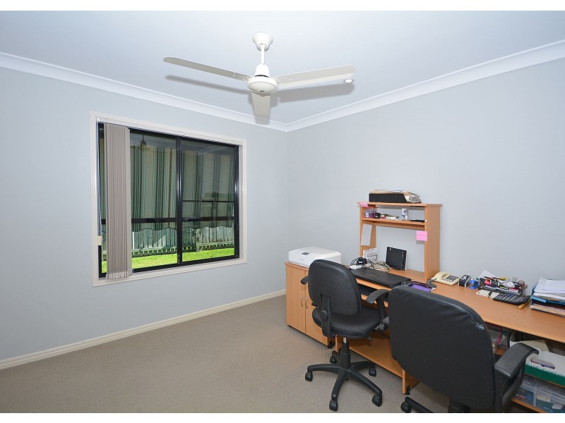 24 Louise Dr, Burrum Heads QLD 4659