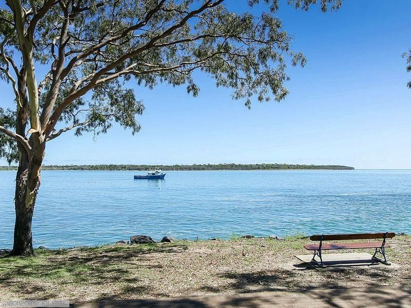 32 Honey Myrtle Close, Burrum Heads QLD 4659
