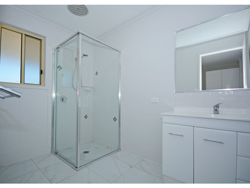 90 Beach Drive, Burrum Heads QLD 4659