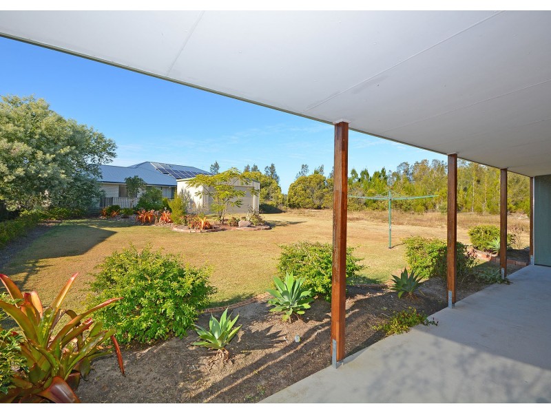 90 Beach Drive, Burrum Heads QLD 4659