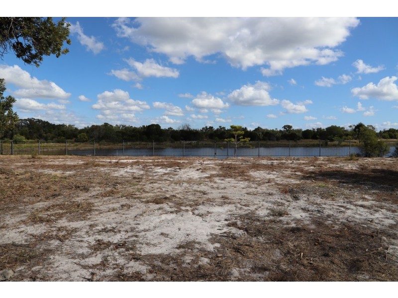 8 Honey Myrtle Close, Burrum Heads QLD 4659