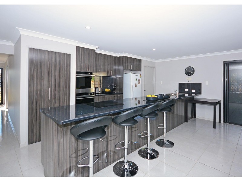 13 LAKES BOULEVARD, Burrum Heads QLD 4659