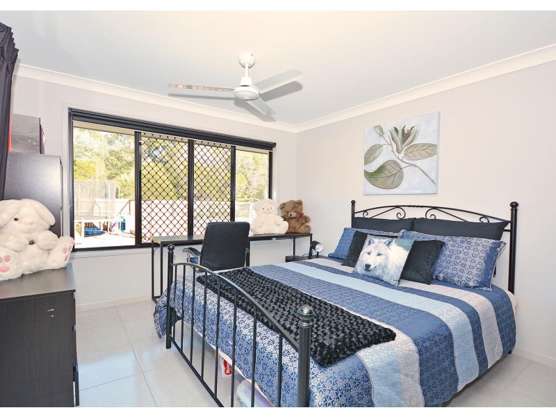 13 LAKES BOULEVARD, Burrum Heads QLD 4659