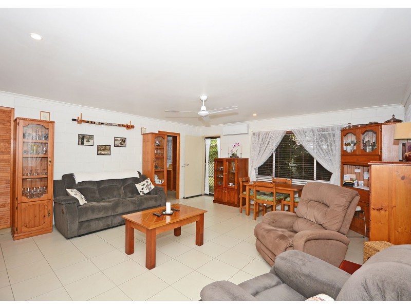 96 William St, Howard QLD 4659