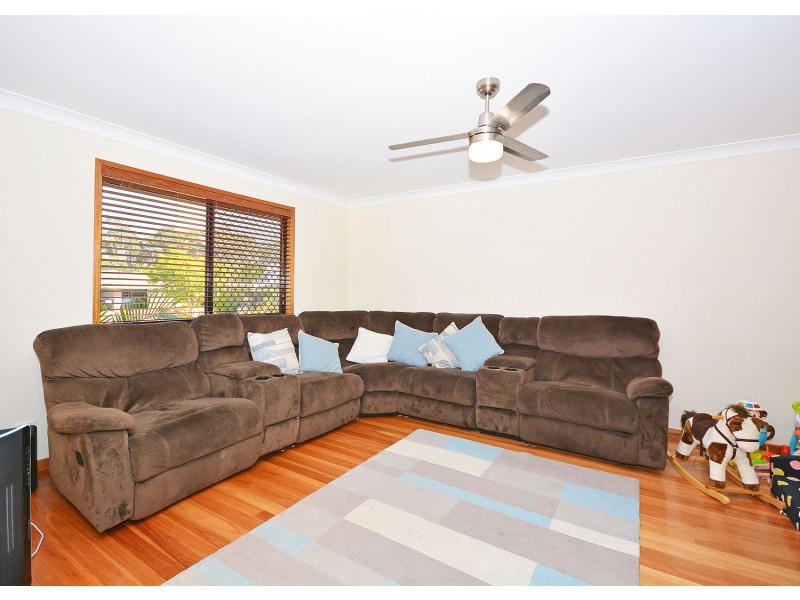 16 LAKESIDE DRIVE, Burrum Heads QLD 4659