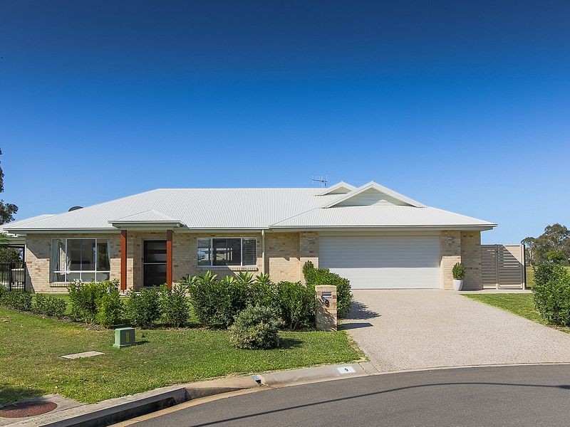 9 FULMAR COURT, Burrum Heads QLD 4659