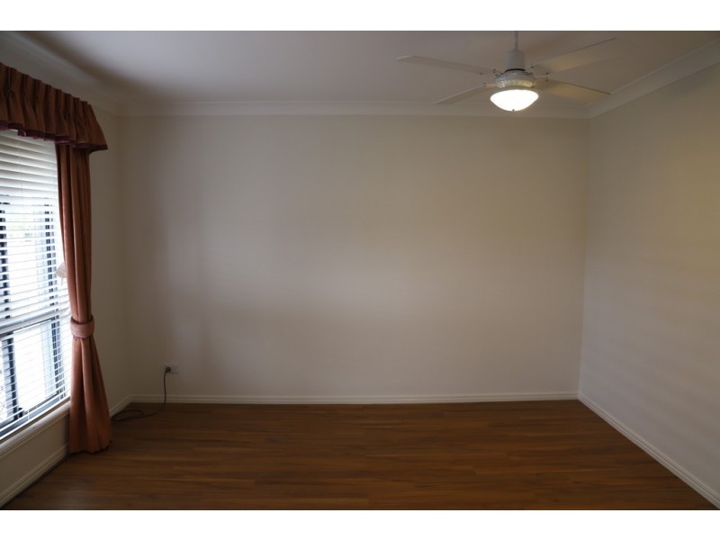 1/4 Pilbara way, Burrum Heads QLD 4659
