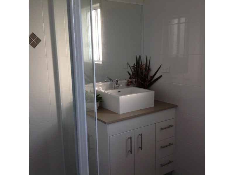 4 Cockle Court, Burrum Heads QLD 4659