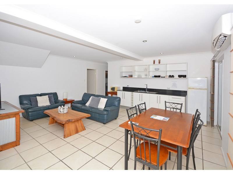 102 Riverview Drive, Burrum Heads QLD 4659