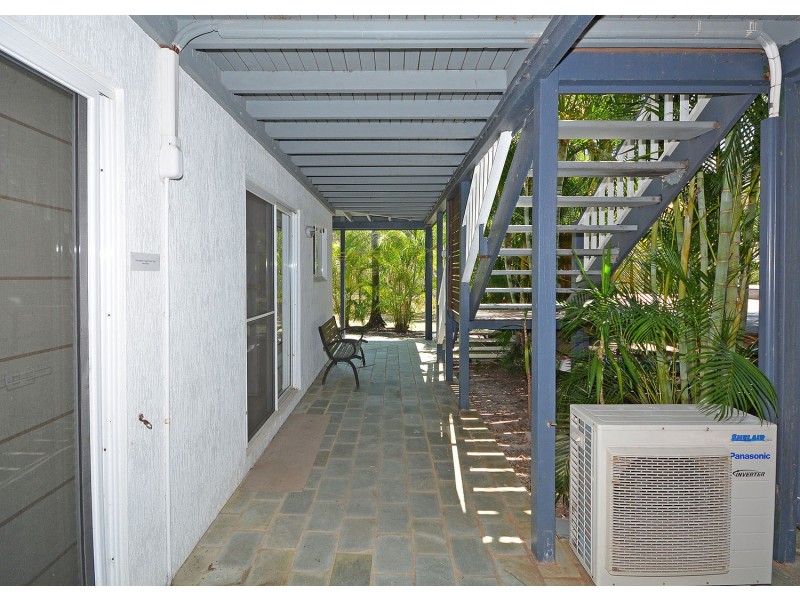 102 Riverview Drive, Burrum Heads QLD 4659