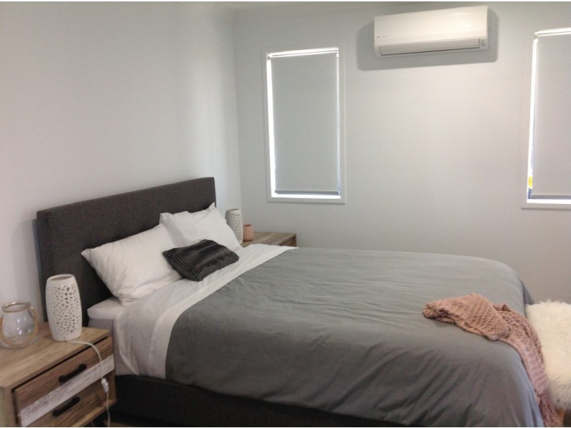 2/6 Howard Street, Burrum Heads QLD 4659