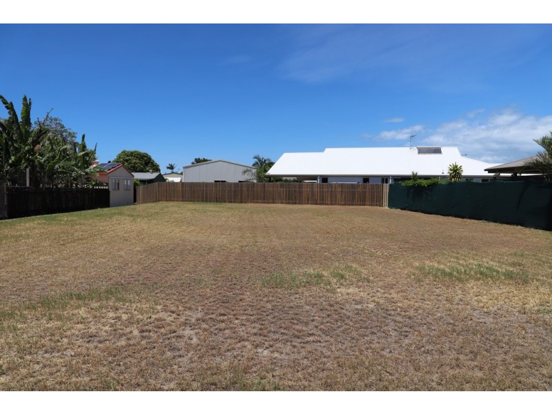 4 Bulleen Way, Burrum Heads QLD 4659