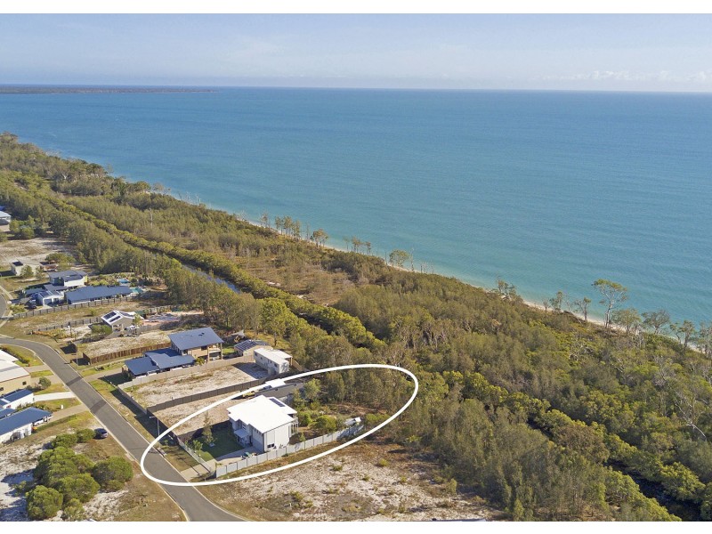 14 Eds Place, Burrum Heads QLD 4659
