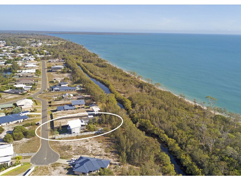 14 Eds Place, Burrum Heads QLD 4659