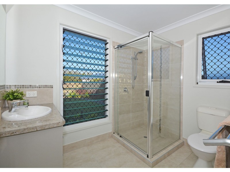 14 Eds Place, Burrum Heads QLD 4659