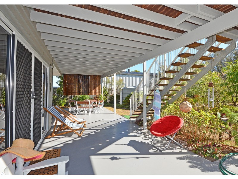 14 Eds Place, Burrum Heads QLD 4659