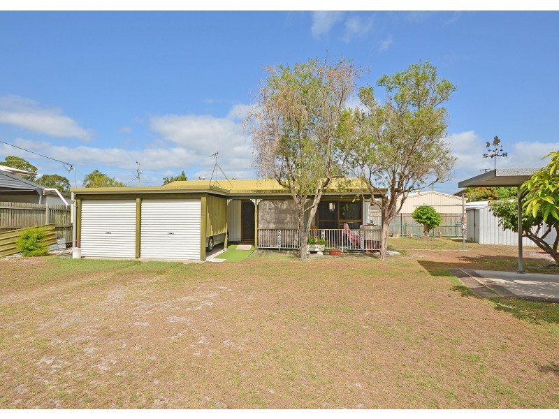 51 Burrum Heads Rd, Burrum Heads QLD 4659