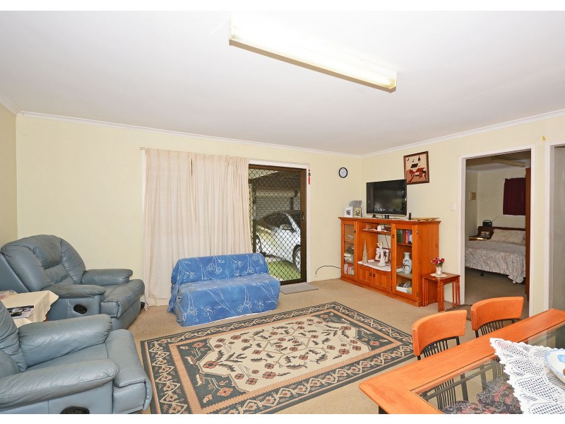 51 Burrum Heads Rd, Burrum Heads QLD 4659