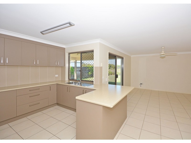 16 Honey Myrtle Close, Burrum Heads QLD 4659
