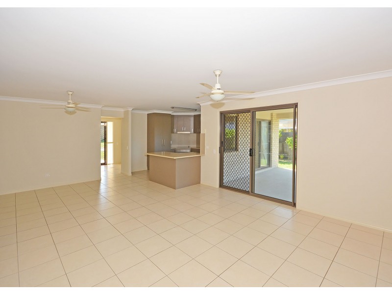 16 Honey Myrtle Close, Burrum Heads QLD 4659