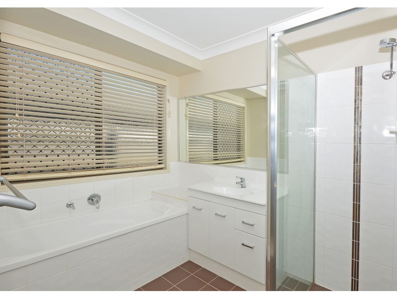 16 Honey Myrtle Close, Burrum Heads QLD 4659