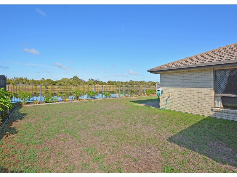16 Honey Myrtle Close, Burrum Heads QLD 4659