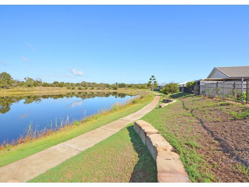 16 Honey Myrtle Close, Burrum Heads QLD 4659