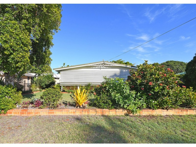 18 Ross Street, Burrum Heads QLD 4659