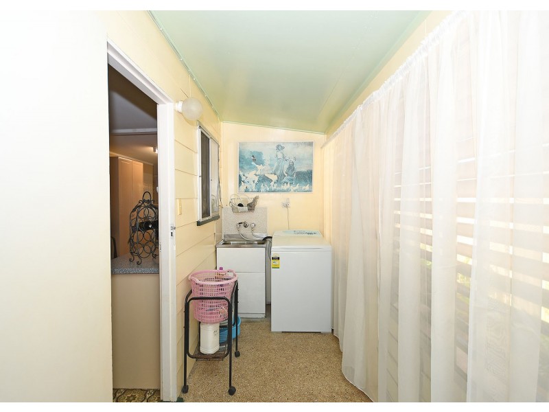 18 Ross Street, Burrum Heads QLD 4659