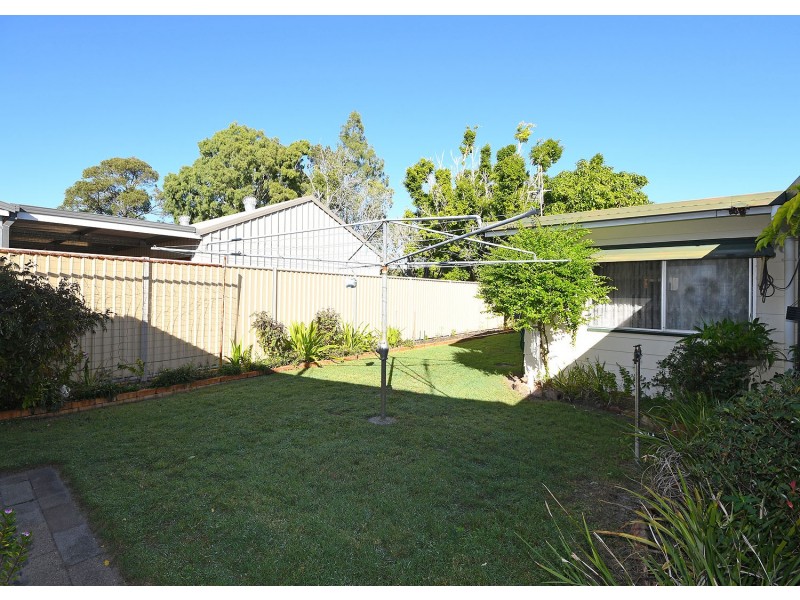 18 Ross Street, Burrum Heads QLD 4659