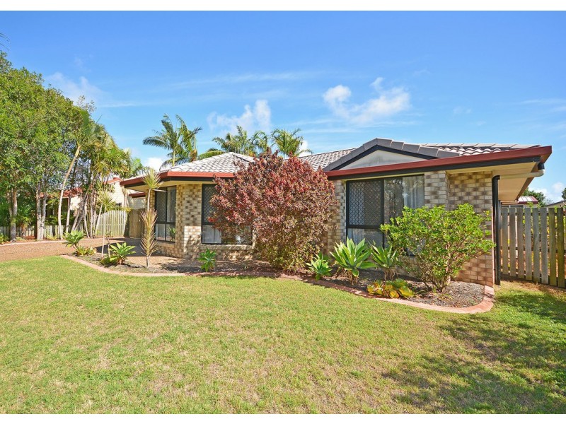 32 Beach Drive, Burrum Heads QLD 4659