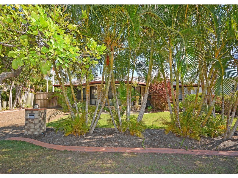 32 Beach Drive, Burrum Heads QLD 4659