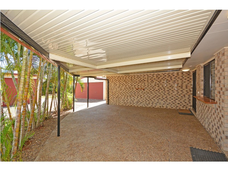 32 Beach Drive, Burrum Heads QLD 4659