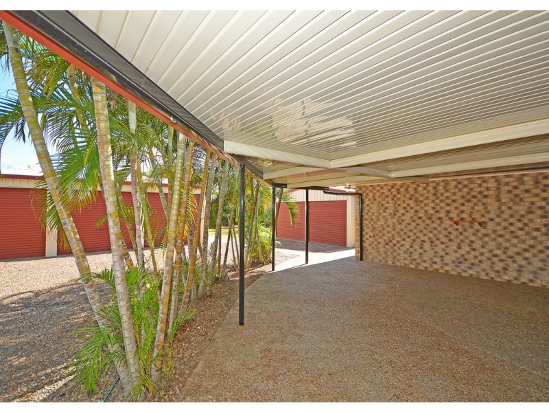 32 Beach Drive, Burrum Heads QLD 4659