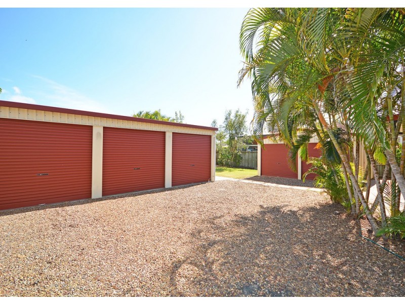 32 Beach Drive, Burrum Heads QLD 4659