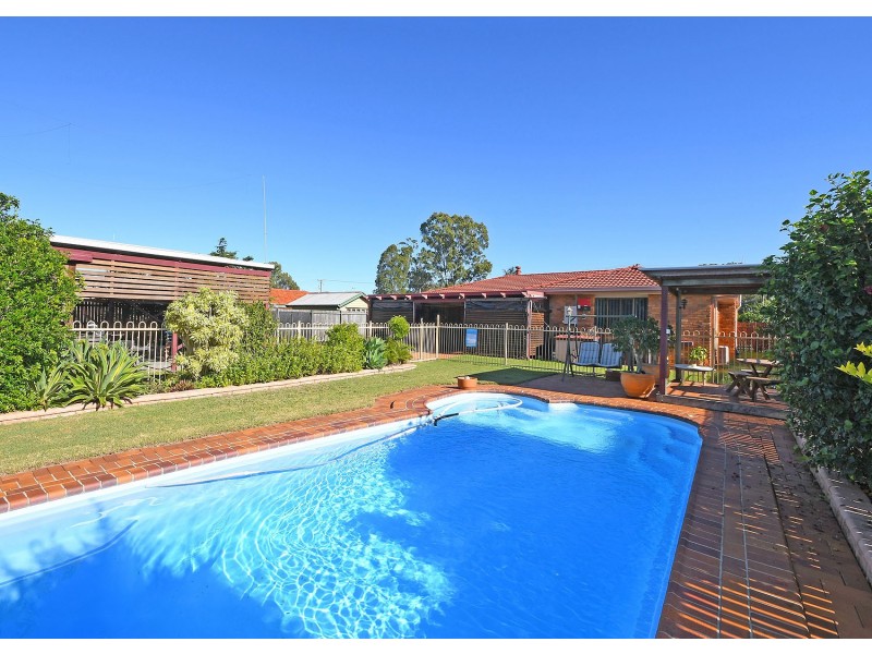 63 Regent St, Granville QLD 4650