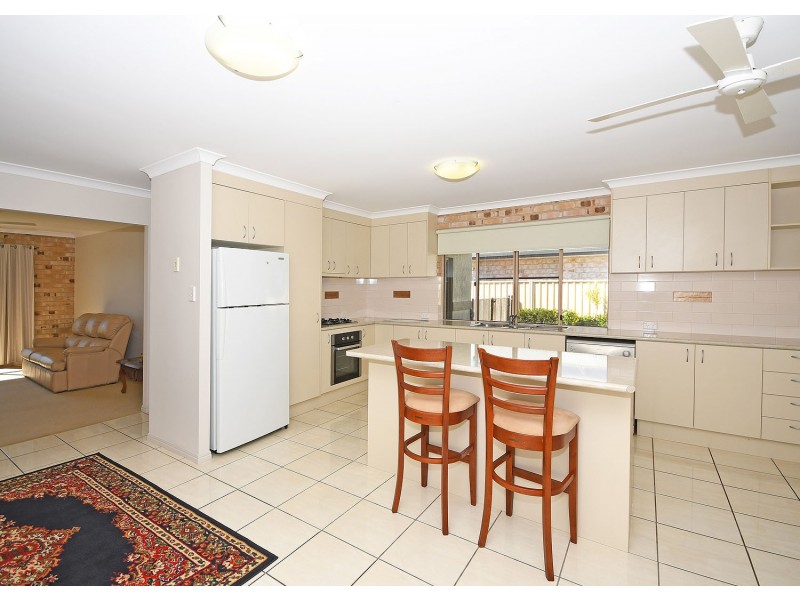 16 Louise Drive, Burrum Heads QLD 4659