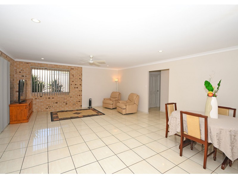 16 Louise Drive, Burrum Heads QLD 4659
