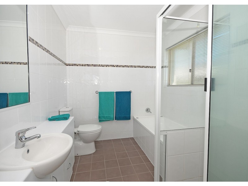 16 Louise Drive, Burrum Heads QLD 4659