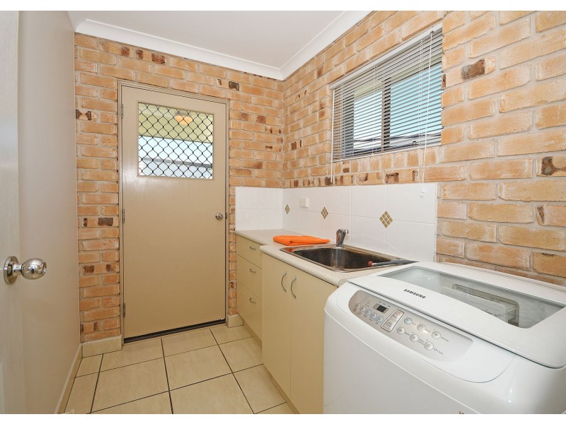 16 Louise Drive, Burrum Heads QLD 4659