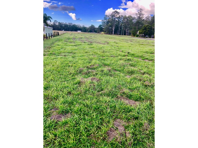 9-11 Tremlin Drive, Howard QLD 4659