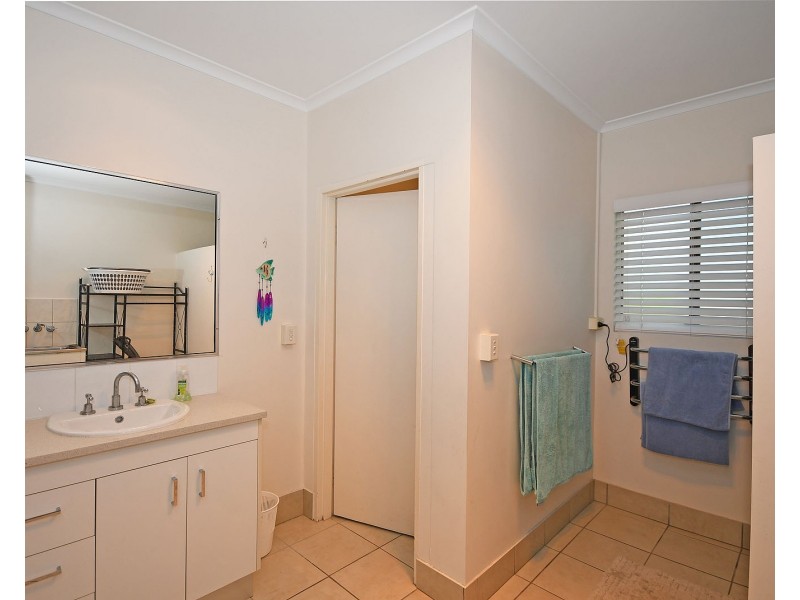 108 Kingfisher Pde, Toogoom QLD 4655