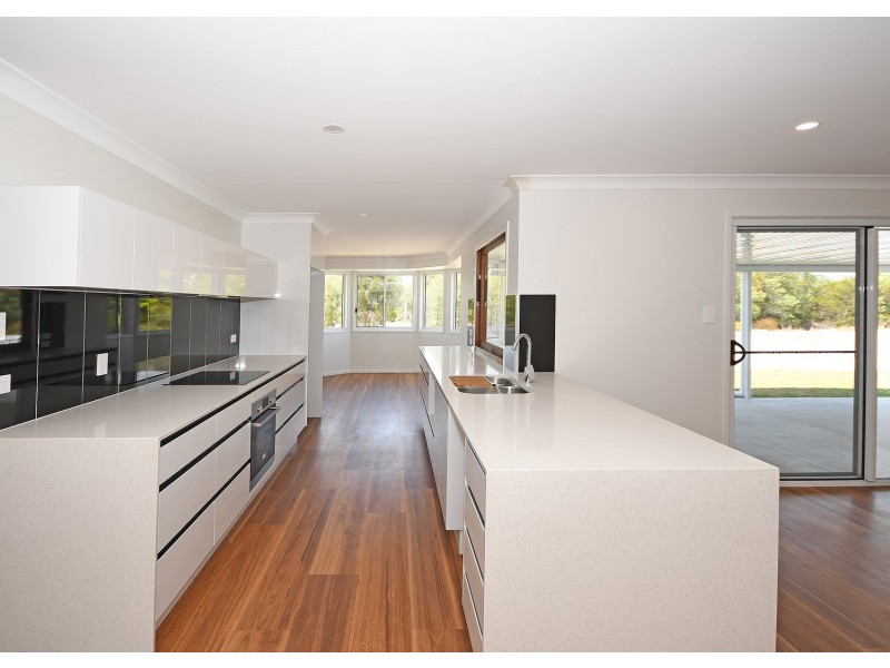 25 Lilly Pilly Drive, Burrum Heads QLD 4659