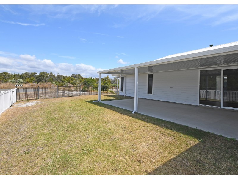 25 Lilly Pilly Drive, Burrum Heads QLD 4659