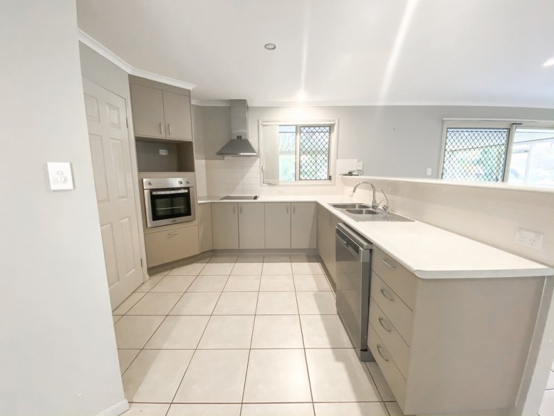 11 SOUTHFORK CIRCUIT, Burrum Heads QLD 4659