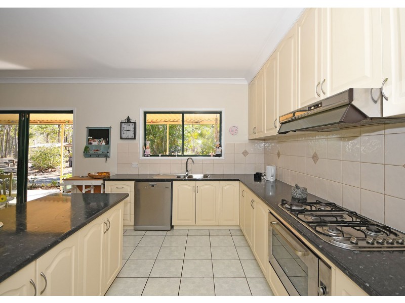 4-6 Miller Cresent, Burrum Heads QLD 4659