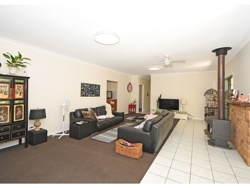 4-6 Miller Cresent, Burrum Heads QLD 4659