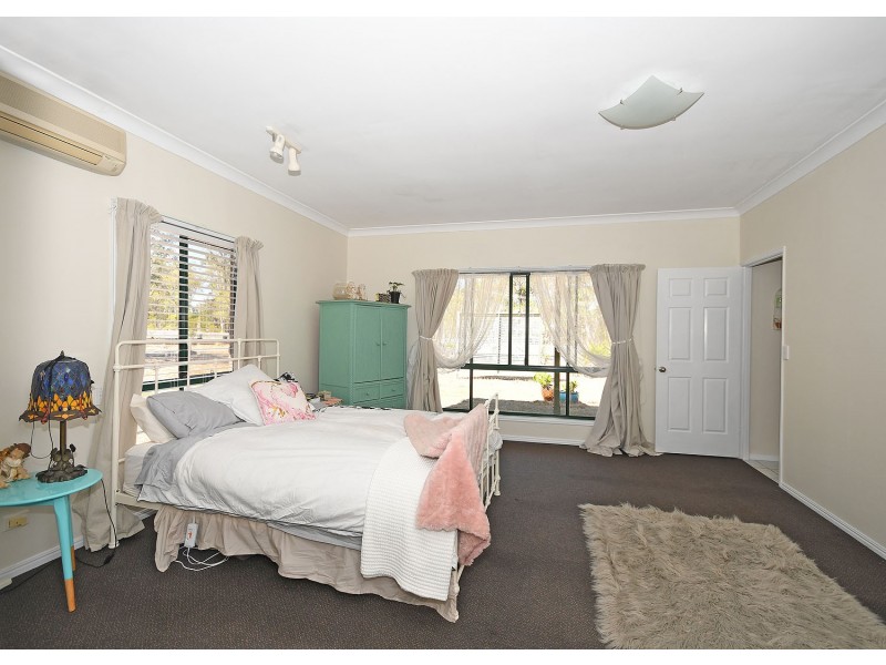 4-6 Miller Cresent, Burrum Heads QLD 4659